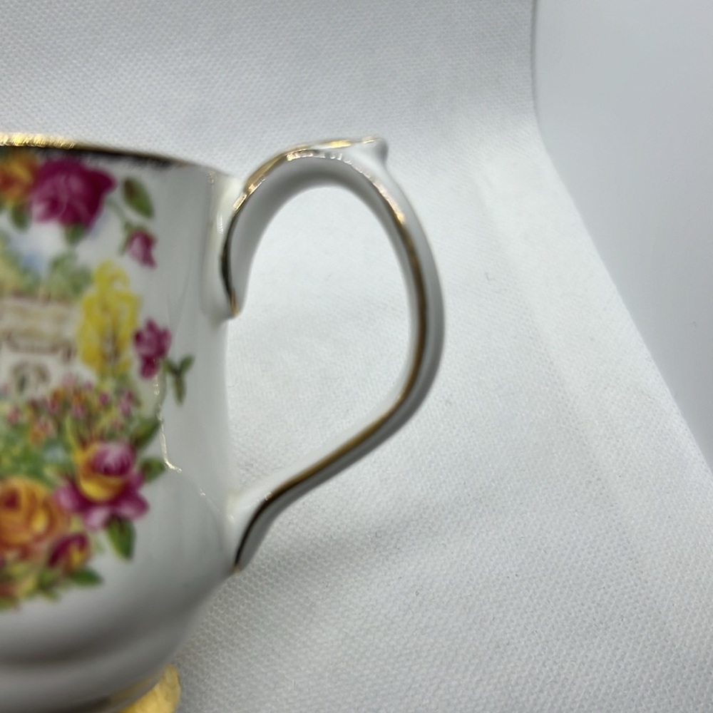 ROYAL ALBERT MUG 25th ANNIVERSARY A CELEBRATION OF THE OLD COUNTRY ROSES GARDEN - Picture 10 of 11